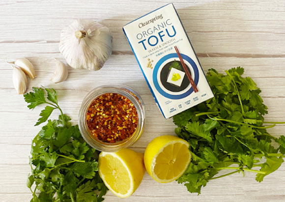 Sauce au tofu et aux herbes